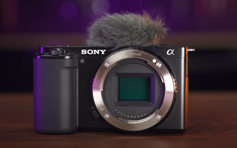 Jaka kamera na początek Sony ZVE10